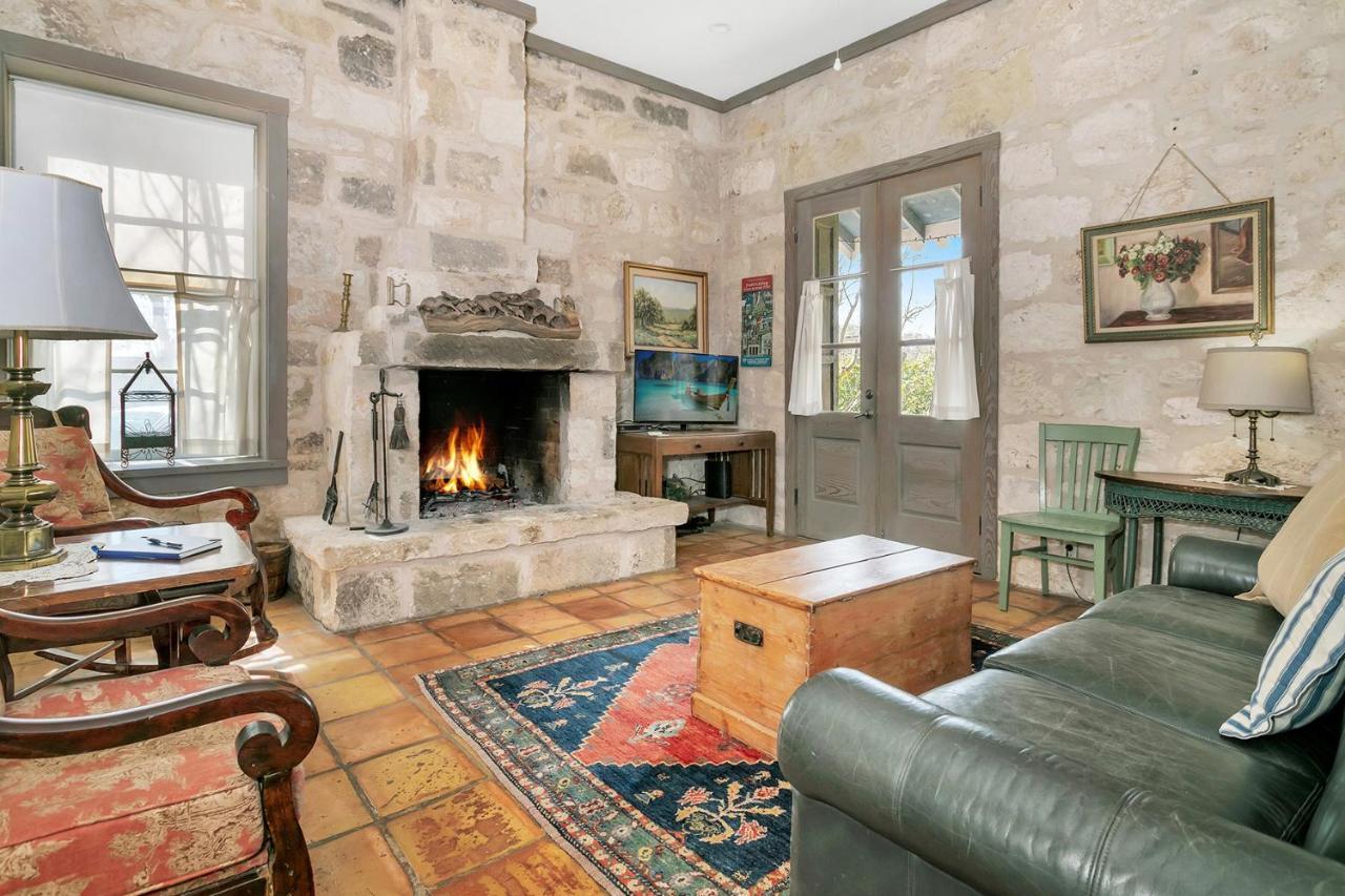 Adams Travis - 1B1Ba, Pet Friendly With Fee, Walk To Main Fredericksburg Exterior foto